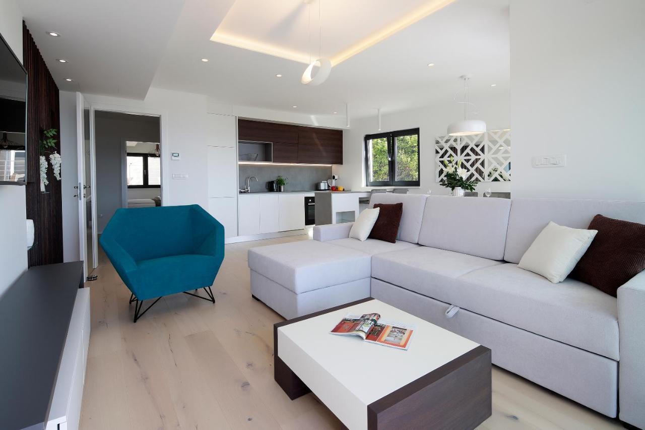 Modena Maris-Heated Pool-Grill-Relax-Jacuzzi Apartments Ичичи Экстерьер фото