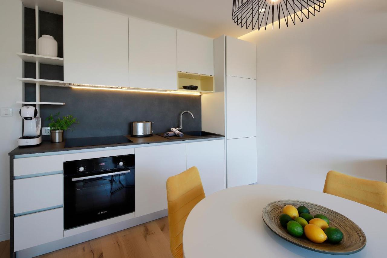 Modena Maris-Heated Pool-Grill-Relax-Jacuzzi Apartments Ичичи Экстерьер фото