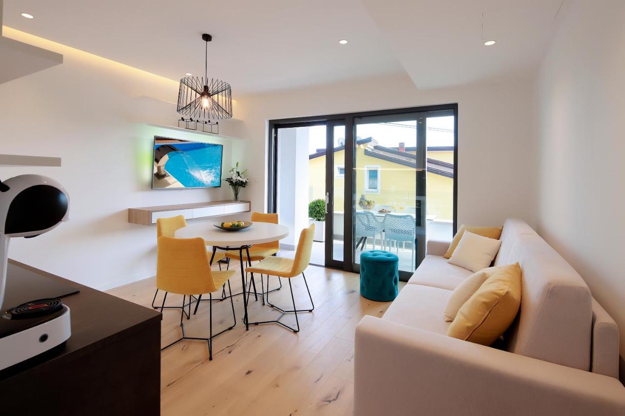 Modena Maris-Heated Pool-Grill-Relax-Jacuzzi Apartments Ичичи Экстерьер фото